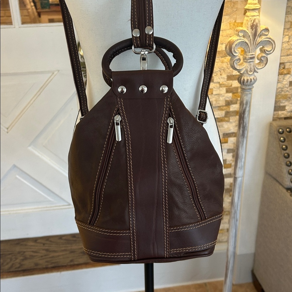 Italian Leather Backpack - Made in Italy - Picture 3 of 10
